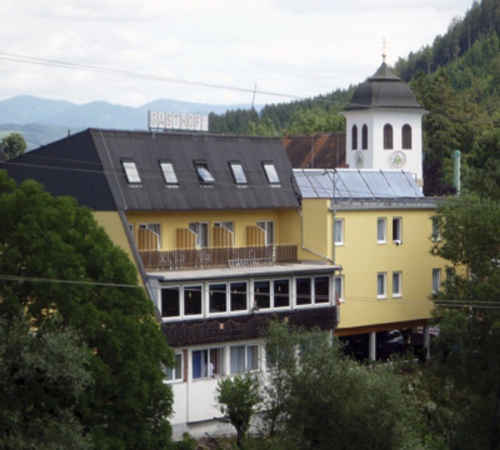 Gasthof Hotel Murblick - am Ufer der Mur mit Blick auf die Altstadt von Judenburg